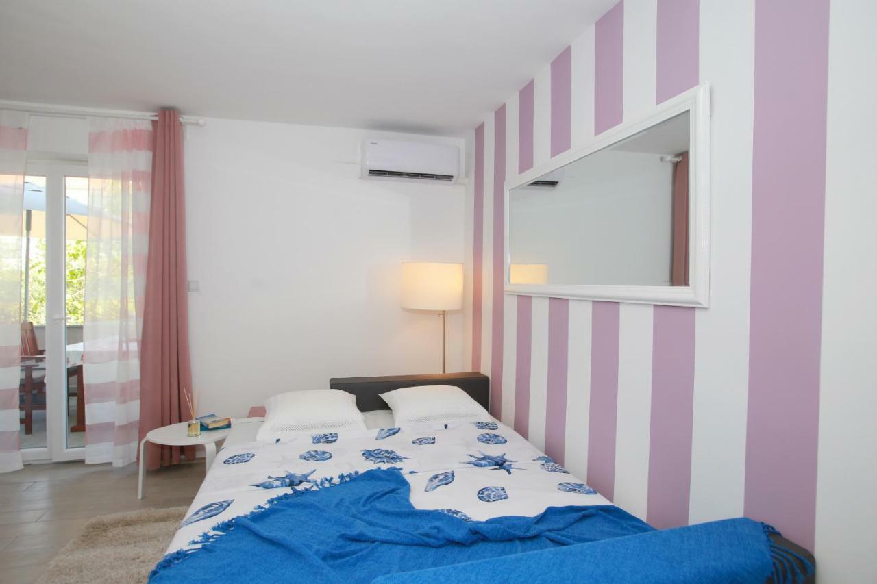 Apartments Melin Malinska Bagian luar foto