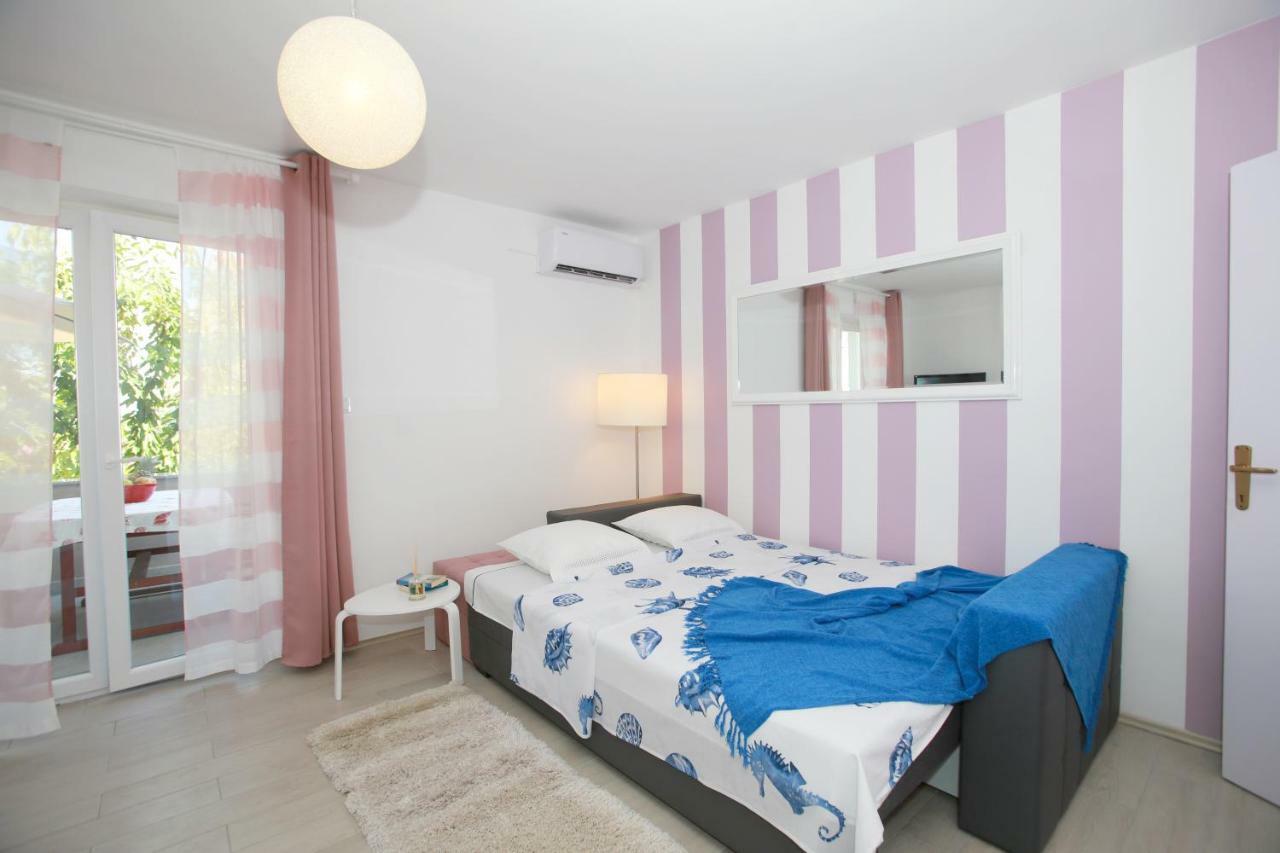 Apartments Melin Malinska Bagian luar foto